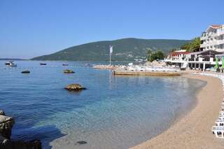 Гостевой дом Guest House Savina Херцег-Нови-1
